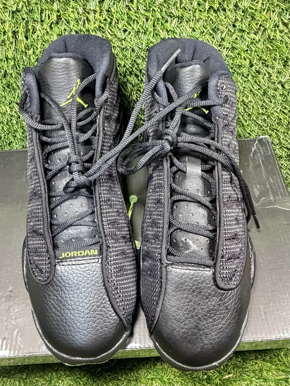 Nike Air Jordan 13 Retro GS Altitude 2010 Black Green 414574-003 Size 5.5Y